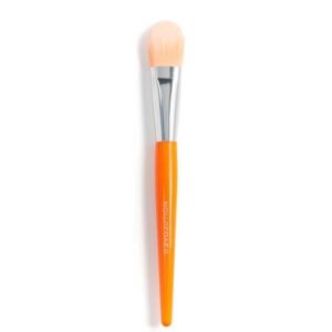 Revolution Relove Queen Flat Foundation Brush